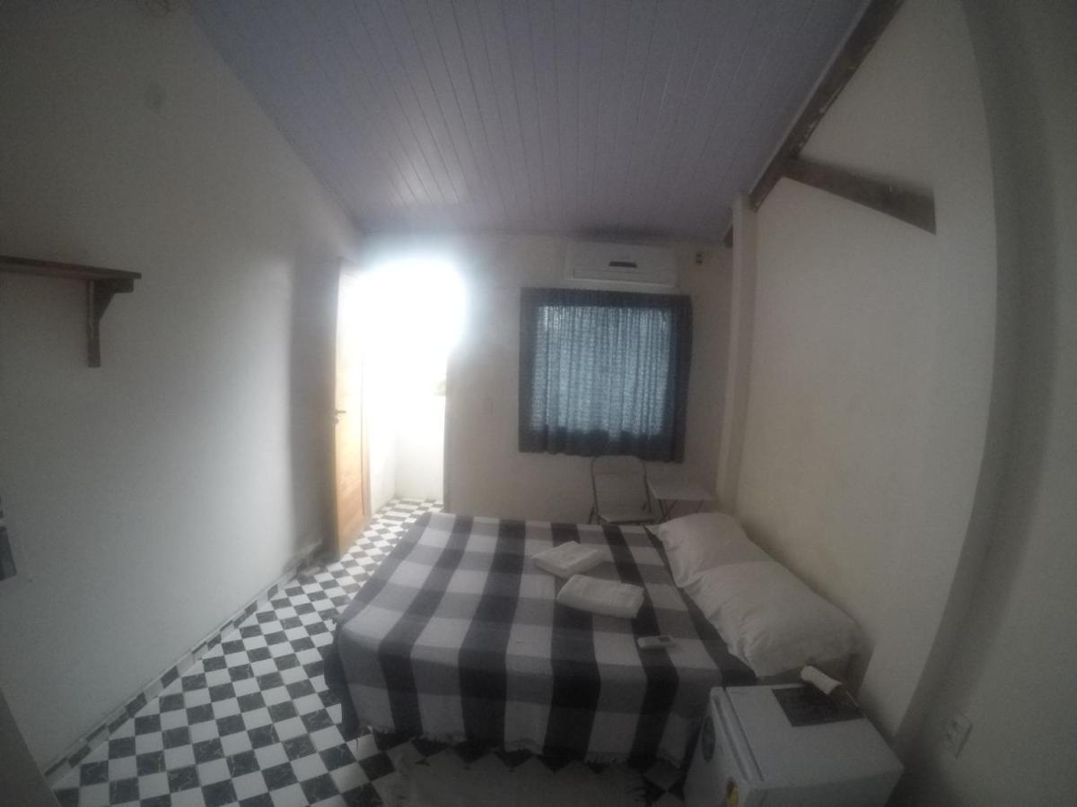 Hostel Porto Galeao Baía Formosa Exteriör bild
